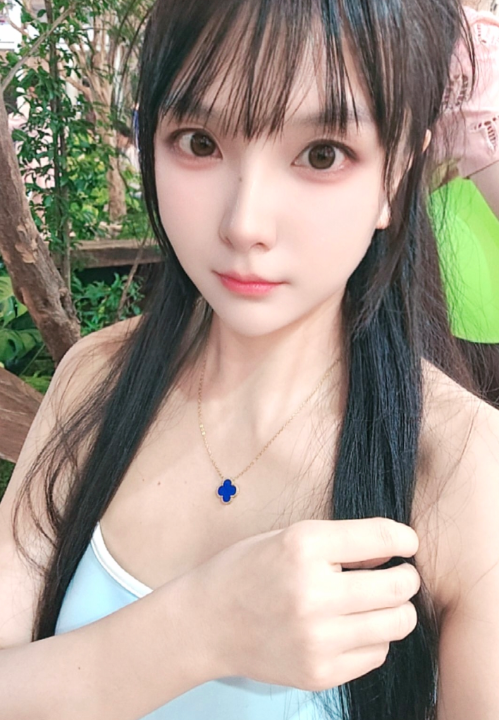 三点粉青青
