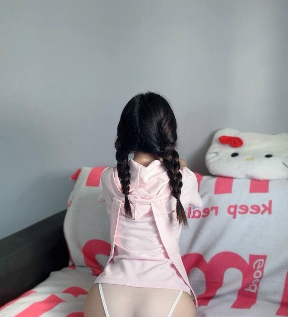 闵行蜜桃臀萌妹婷婷