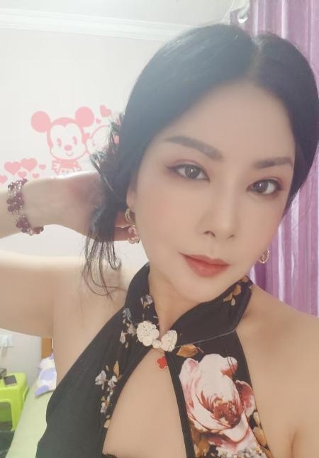 花果园风骚御姐艳儿