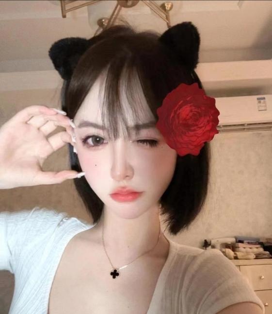 武汉小美女