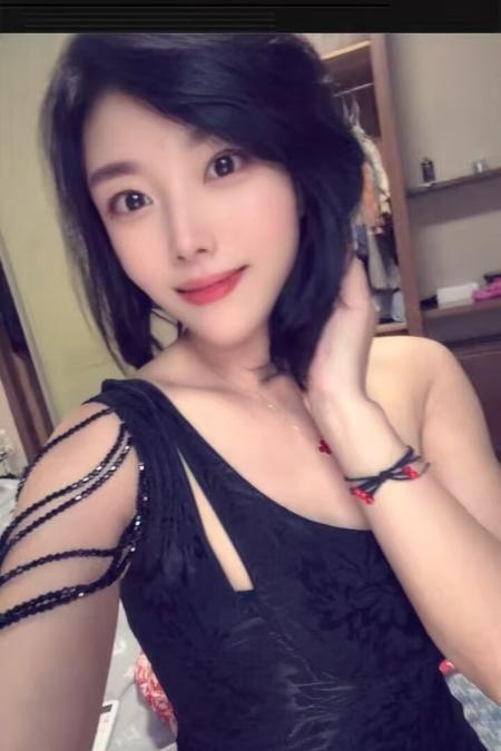 洋洋小姐姐