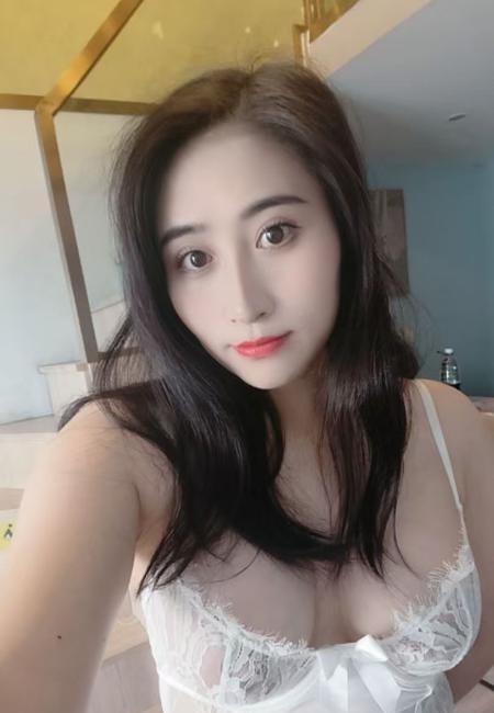 白云舌吻波波