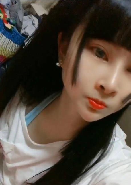 三里街小美女可欣