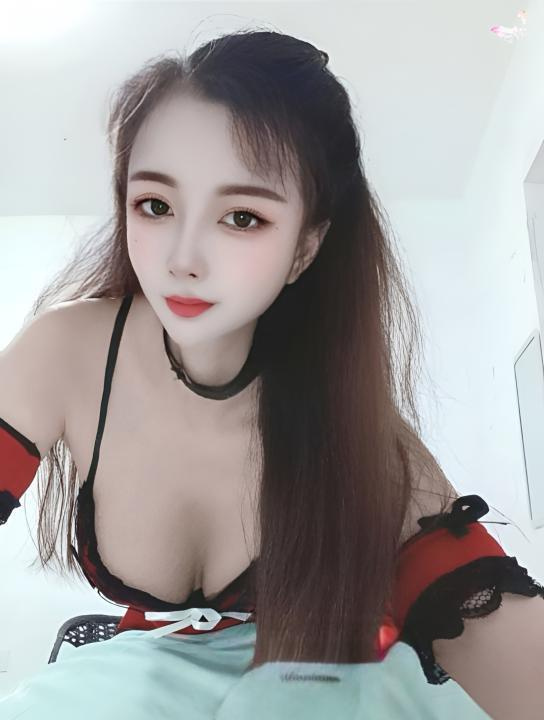 白云小妖精菲菲