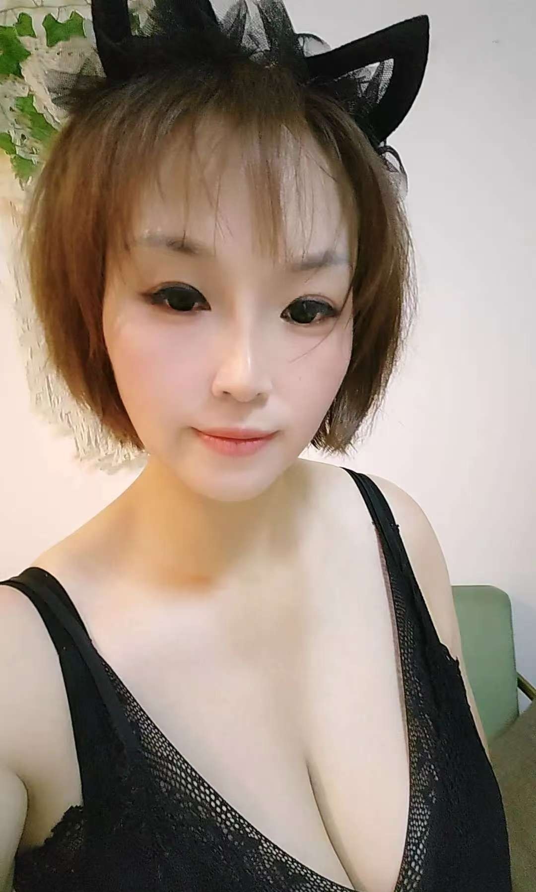 性感少妇梦梦