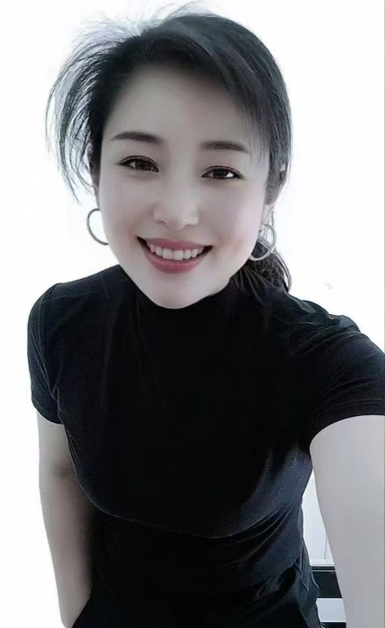 被迫下海的良家少妇