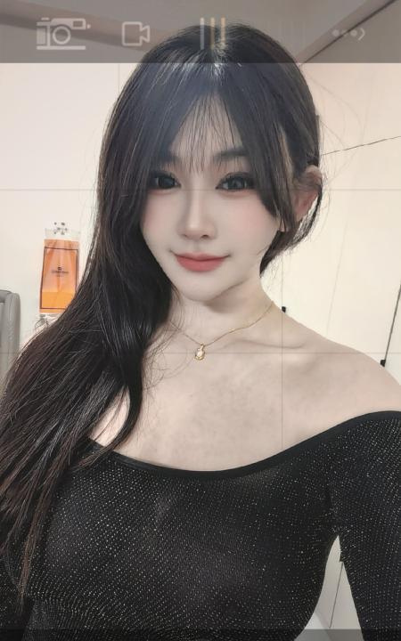 高颜值平安小姐姐