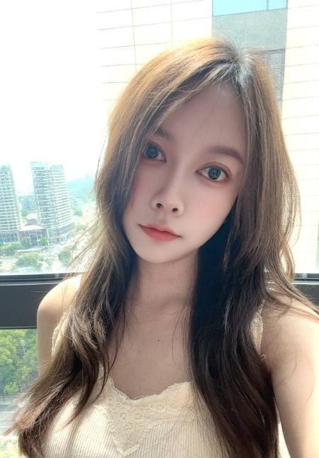 可御可甜的妹子
