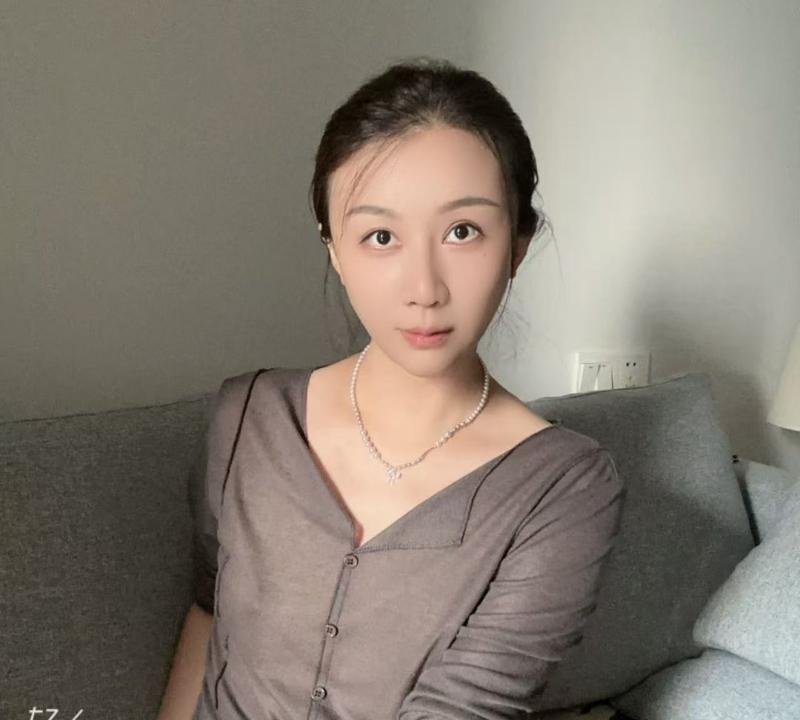 姑苏温柔长腿小曼