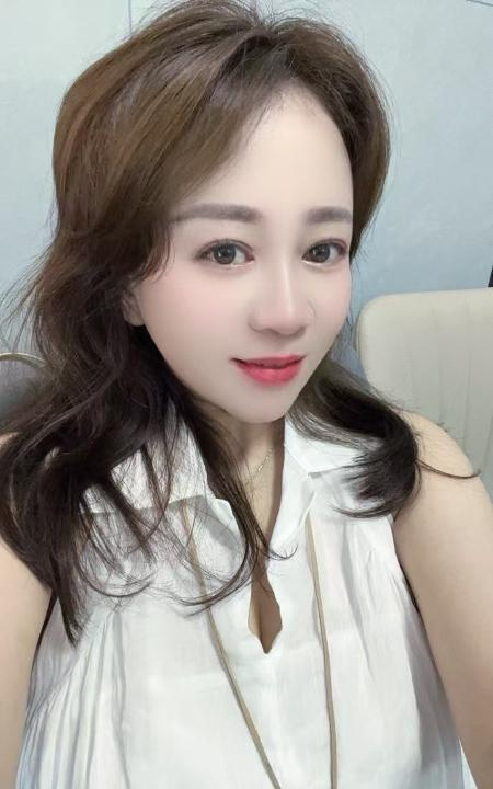 上城东站大胸倩倩