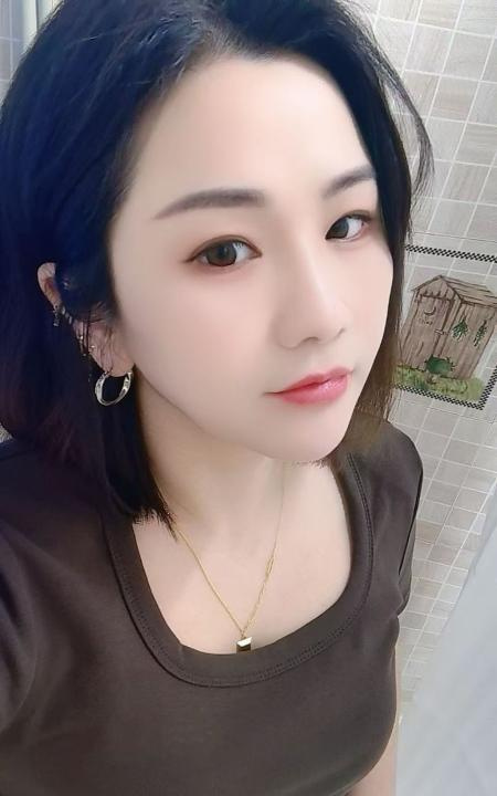 体验南站性感小少妇