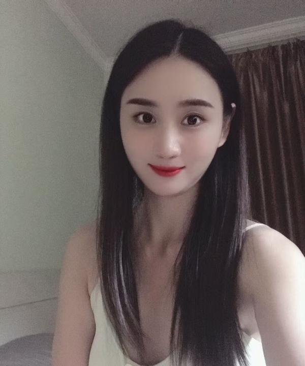 重庆南坪小美女