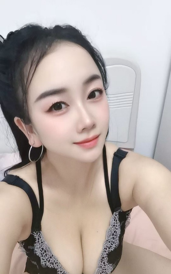 .杭州大 女乃 楠楠