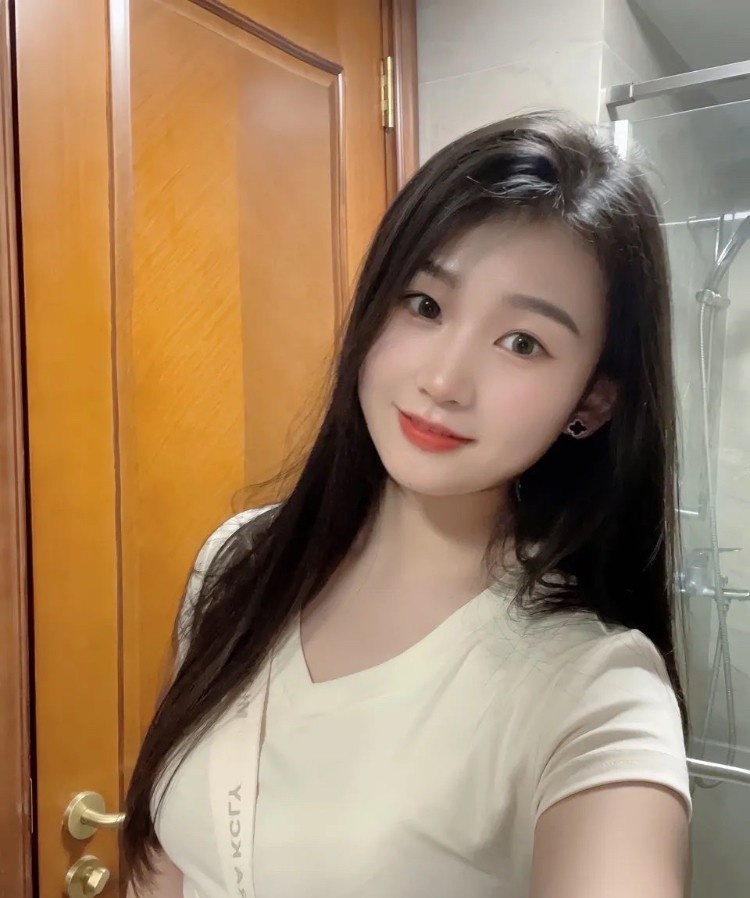 江宁刚下海邻家女孩