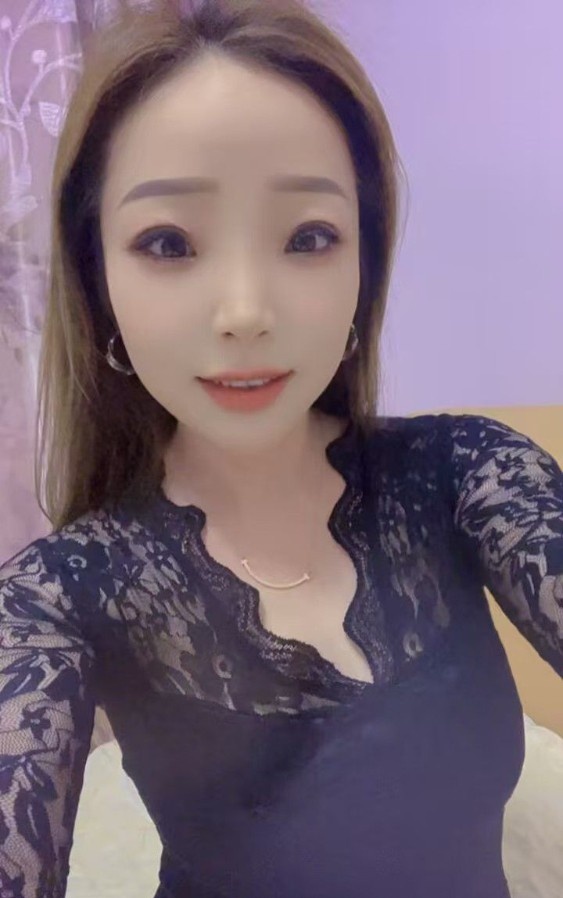 瑶海小巧玲珑少妇