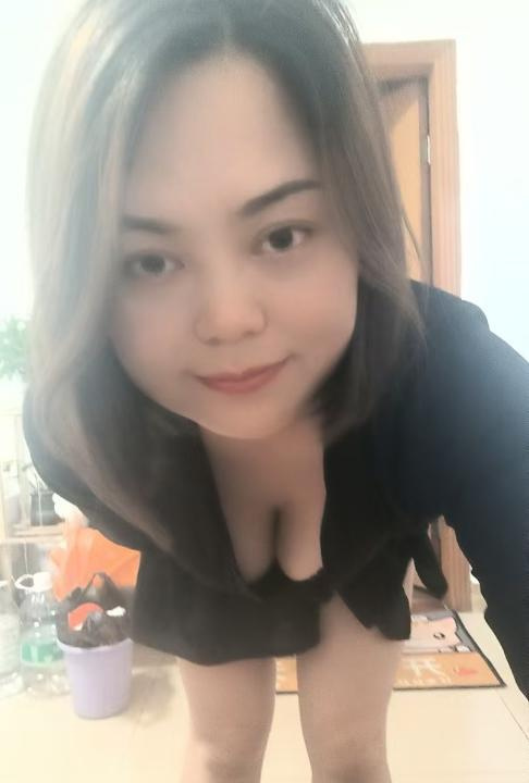 性价比巨乳少妇