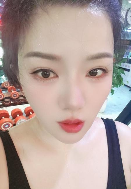 官渡丰满少妇灵儿