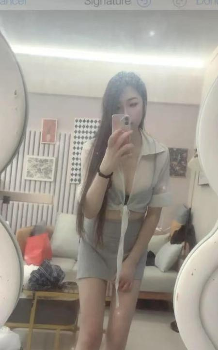 蜀山颜值腰细嫩妹纸