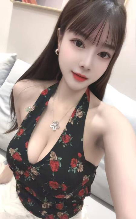 性感美少妇幼恩
