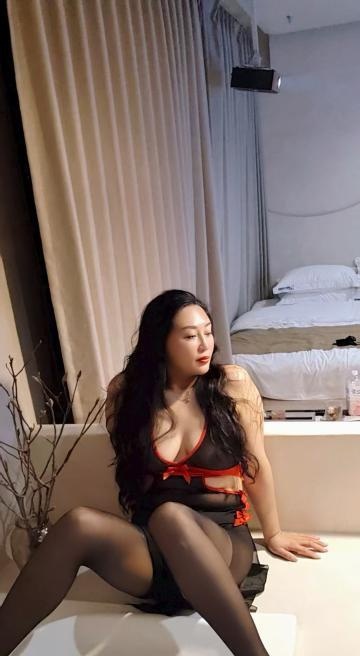 体验潮吹少妇