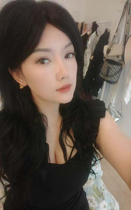 官渡丰满小少妇