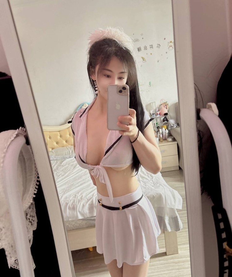 女友感老师