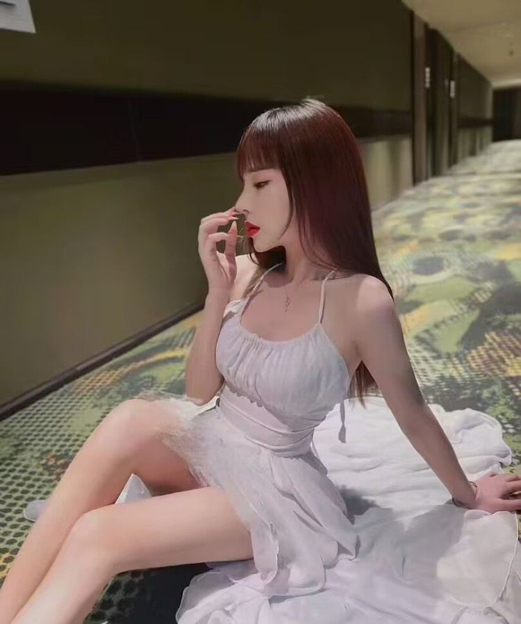 气质玉女型美女