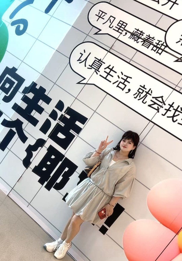 丰腴小少妇