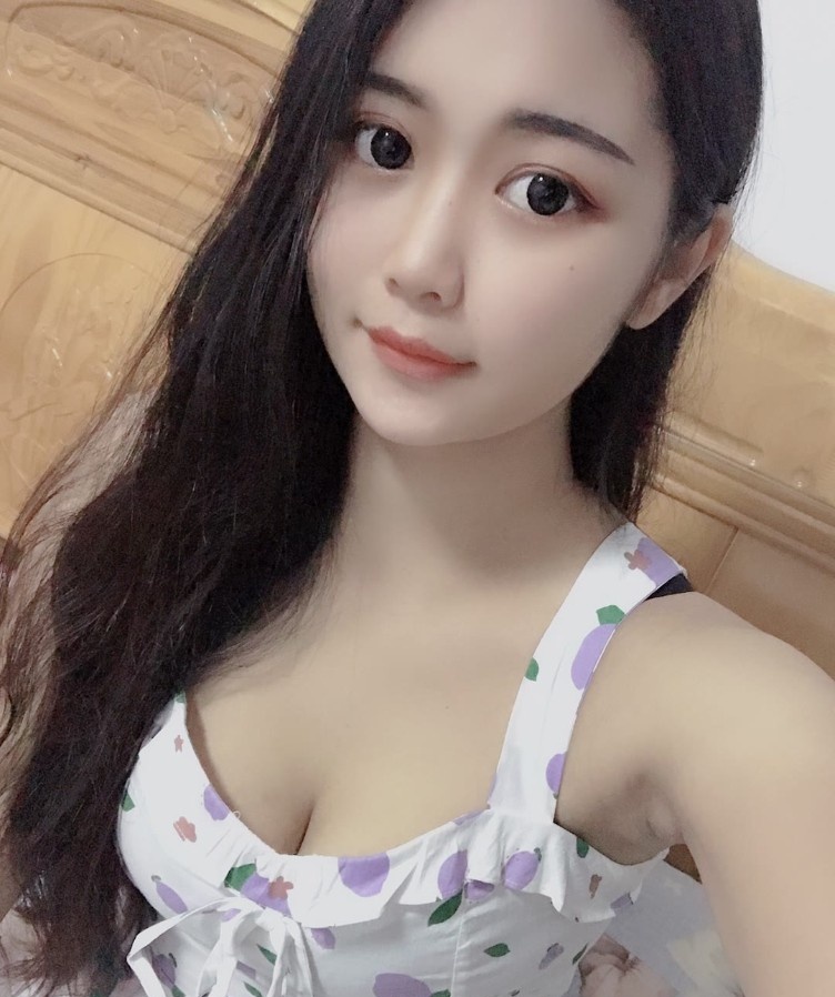 漂亮温柔型小姐姐
