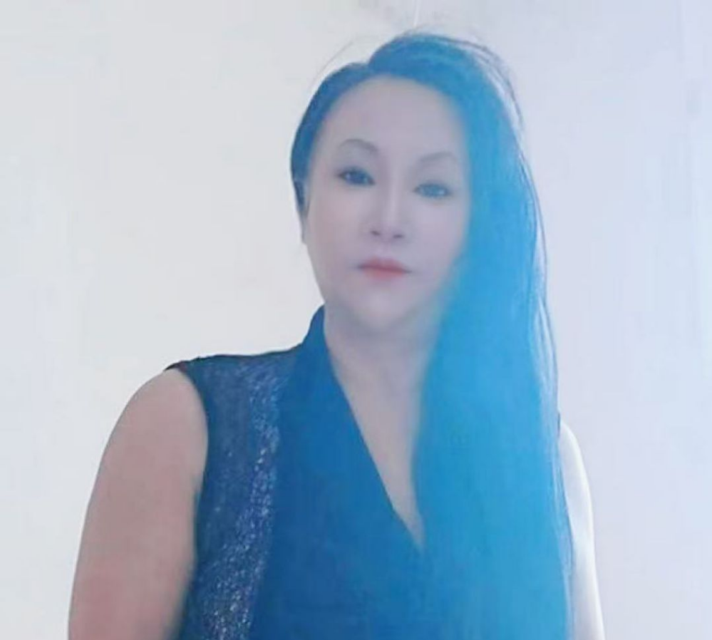 爆干大胸骚妇