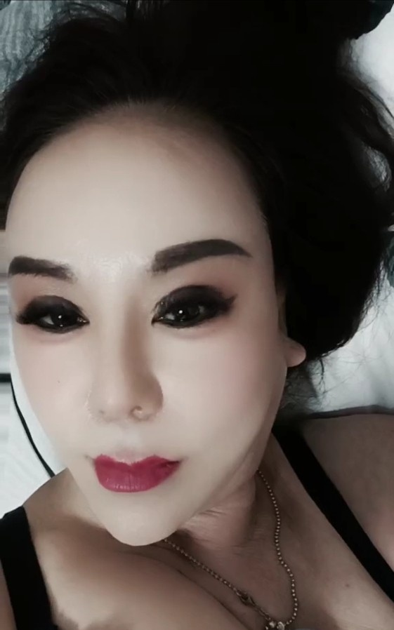 气质熟女姐姐