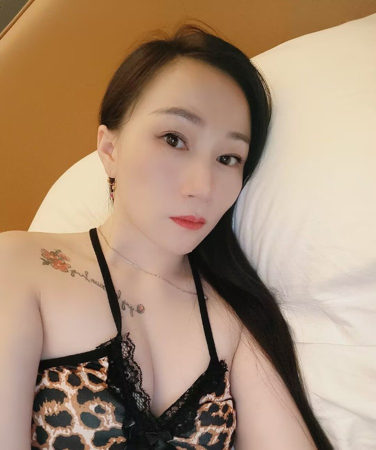 花蝴蝶花花花