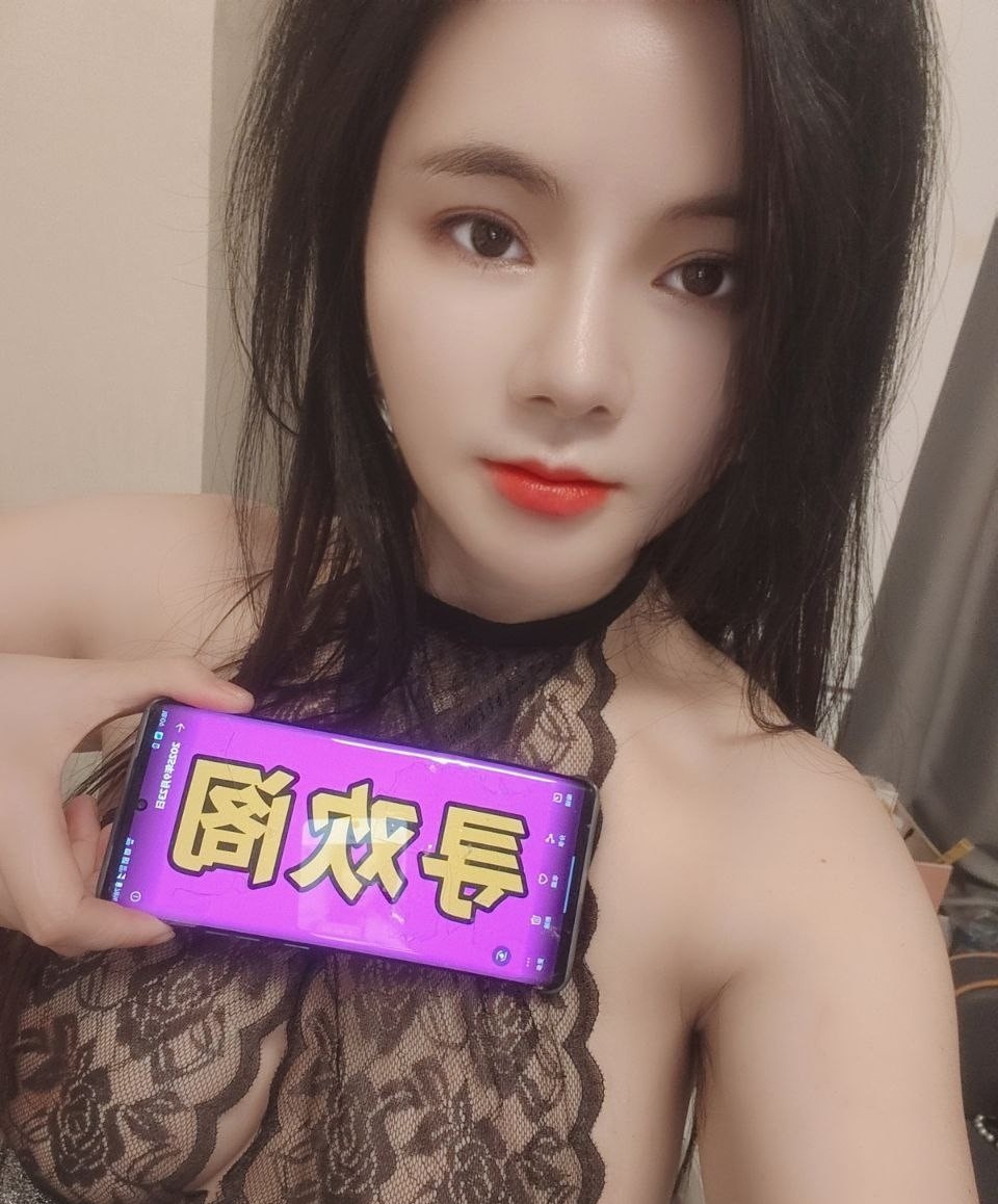 大奶很骚的小少妇