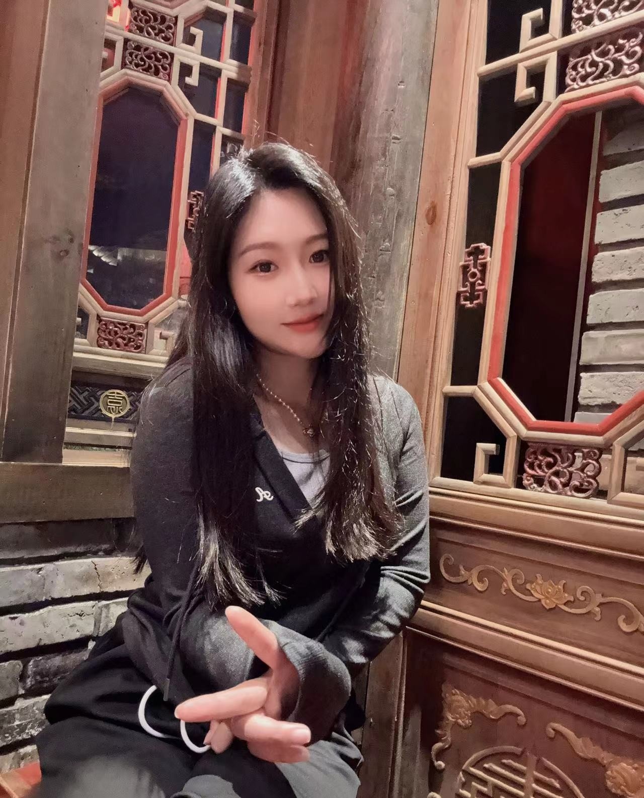 二刷大胸依依