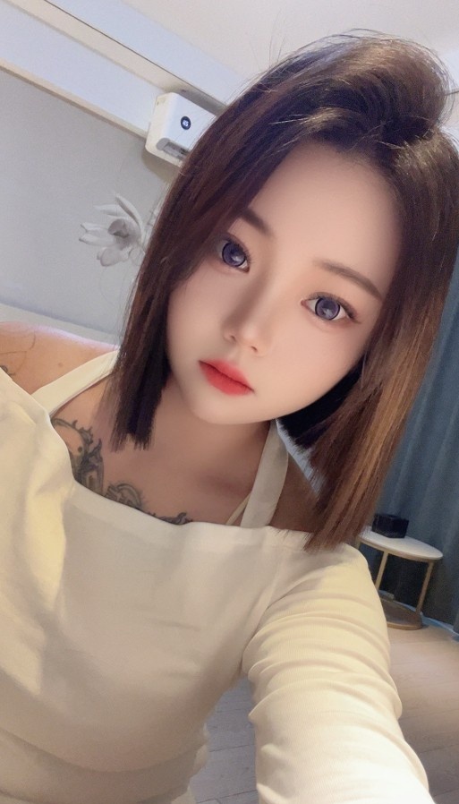 历城05后大胸妹妹
