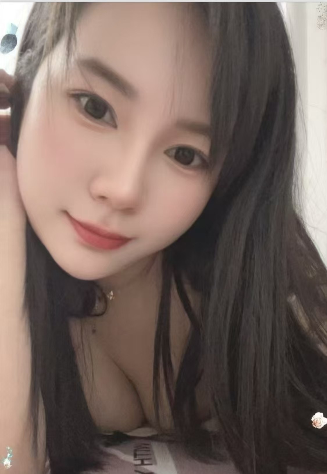 大胸美御姐点点