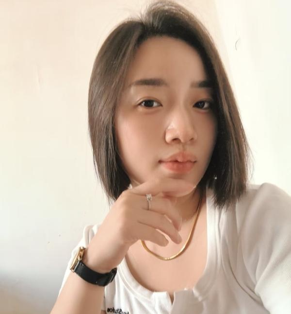 高冷气质美女一枚