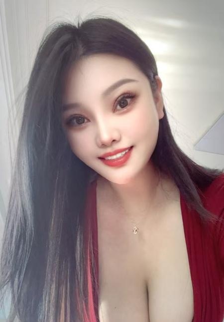 镜湖绿地小少妇