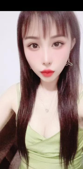 道里甜美小妹子