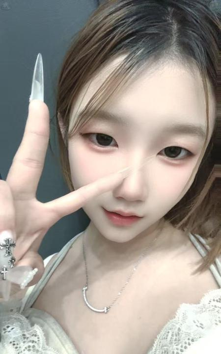08三点粉白虎妹妹