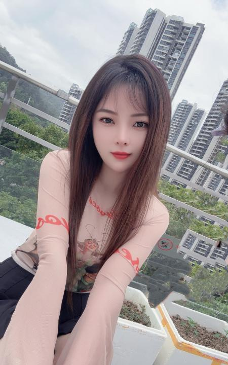 技术控舌吻西西