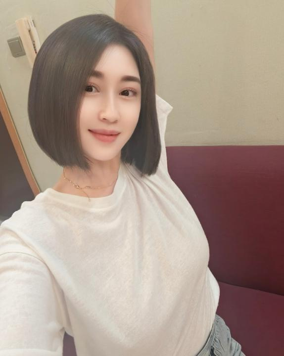 短发御姐敏儿