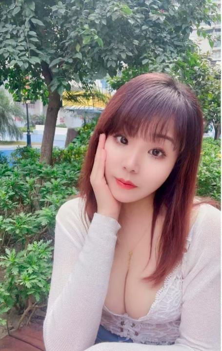 青羊区大胸美女晴晴