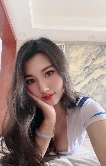 水嫩多汁小桃桃