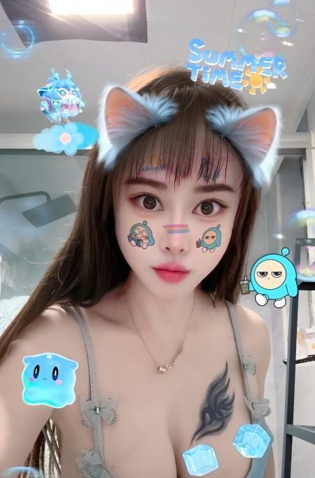 巨乳骚御姐琳琳