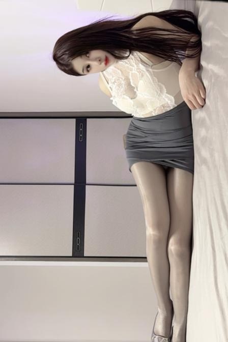 上城风骚包臀御姐