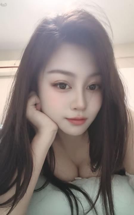 秦淮大胸小姐姐