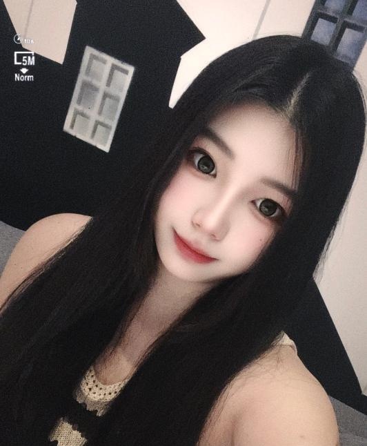 肥臀大胸妹