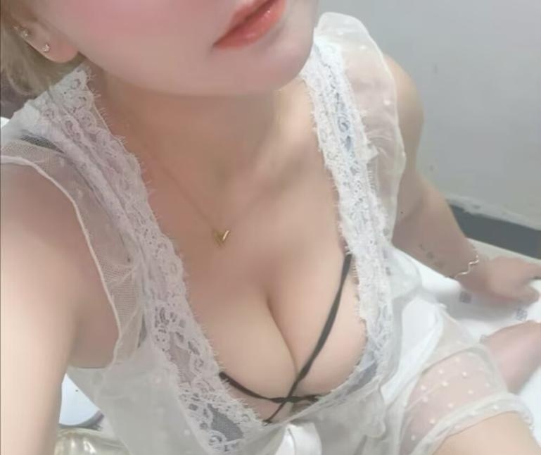 武侯雨欣