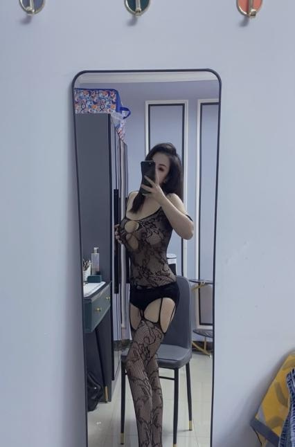 越秀波霸